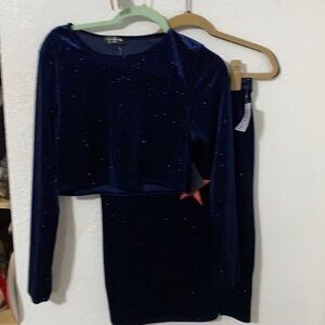 Paperoc 2 piece velvet skirt set